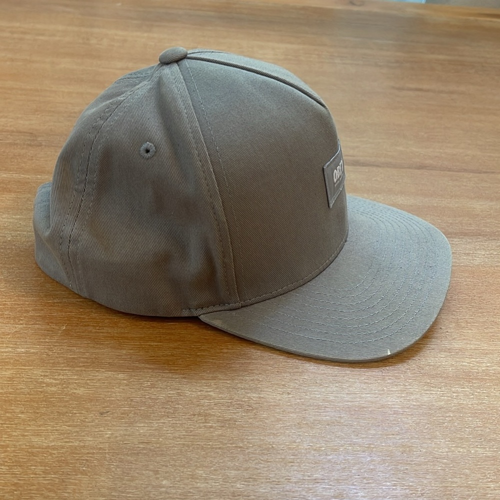 Grey OBEY Snapback - Picture 3 of 3